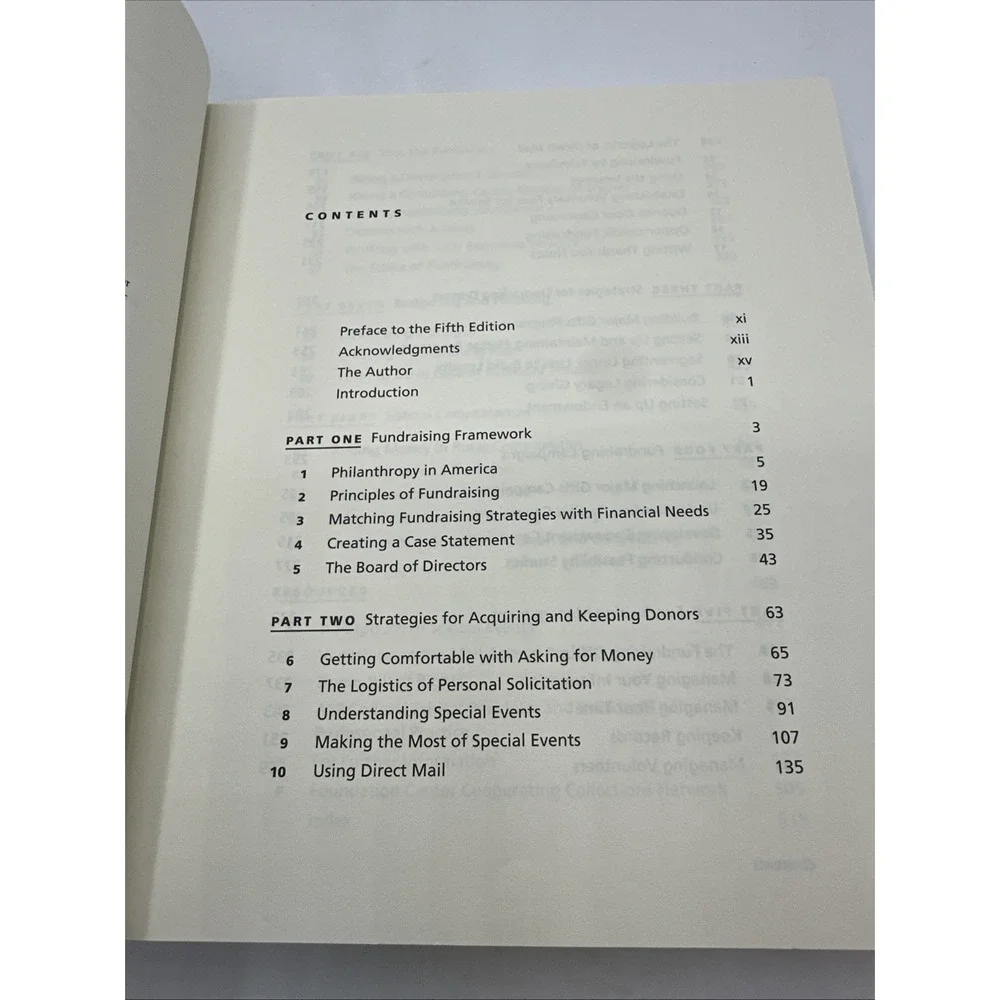 Fundraising‎ for Social Change by Kim Klein 5th Edition Chardon Press 2007 PB